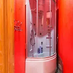 Fancy Private Student's Rooms- Late Check Out *